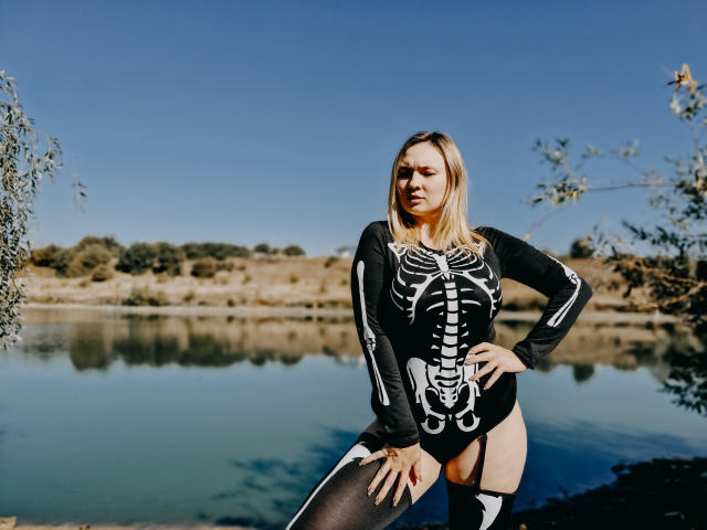 SallyVerda - Live porn &amp; sex cam - 22596865