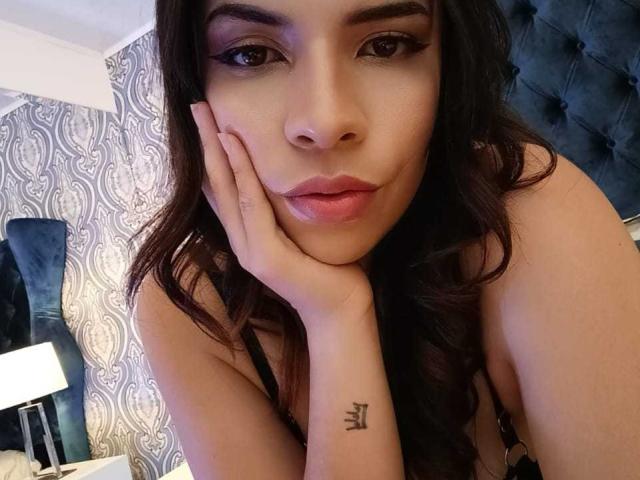 VioletaStone - Live porn &amp; sex cam - 22599193