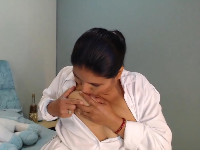 EmilyRine - Live porn &amp; sex cam - 22600421