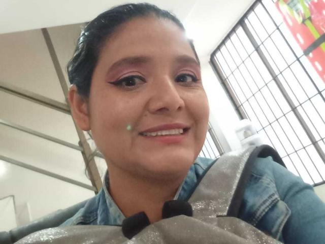 EmilyRine - Camera khiêu dâm &amp; quyến rũ trực tiếp - 22600629