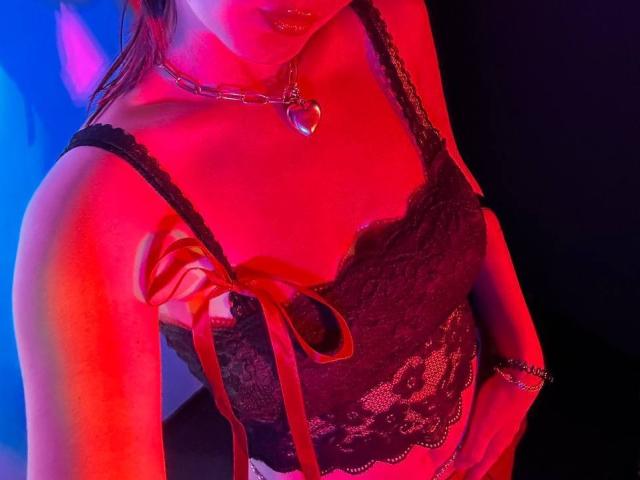 KlementinaHotty - Live porn &amp; sex cam - 22602481