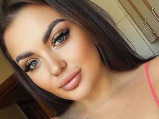 SophiaCaprice - Live porn &amp; sex cam - 22606297