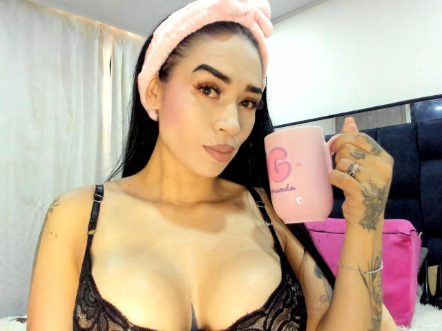 EvaMueller - Live porn &amp; sex cam - 22606385