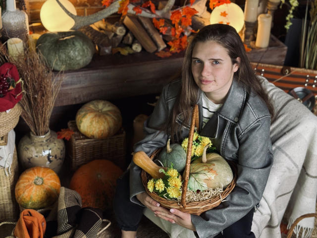 CarolineHott69 - Live porn &amp; sex cam - 22607177