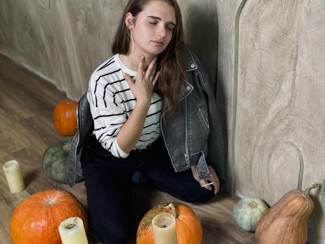 CarolineHott69 - פורנו בשידור חי ומצלמת סקס - 22607317