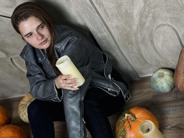 CarolineHott69 - Live sexe cam - 22607321