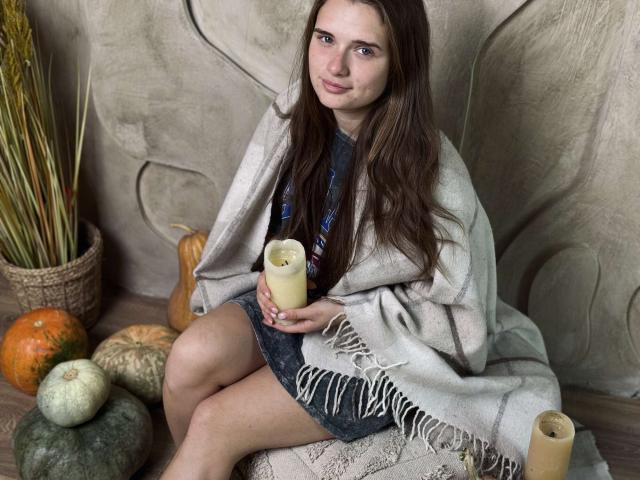 CarolineHott69 - Live sex cam - 22607397