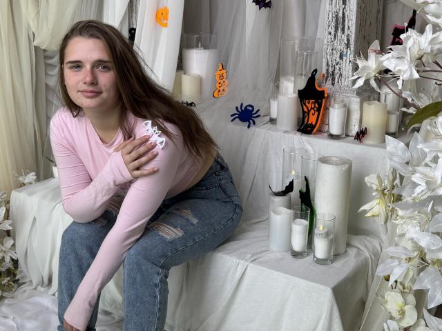 CarolineHott69 - Live porn &amp; sex cam - 22609501