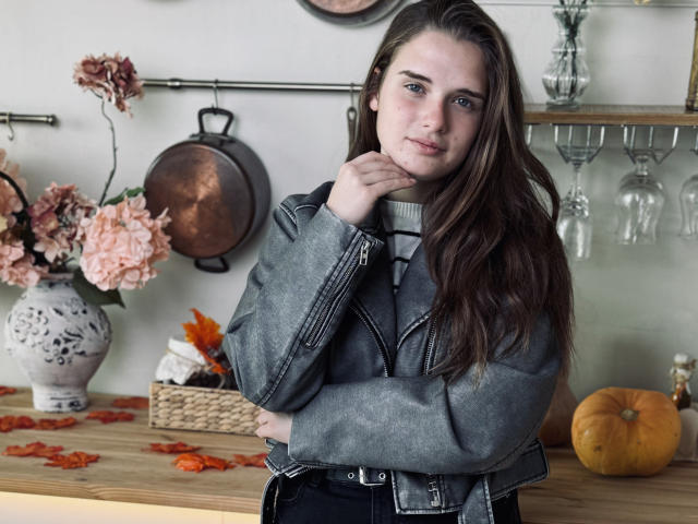 CarolineHott69 - Porno na żywo i seks kamera - 22609797