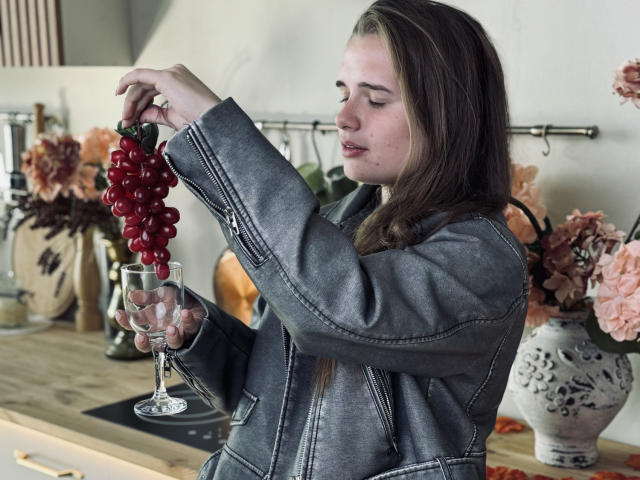 CarolineHott69 - Live Sex Cam - 22609845