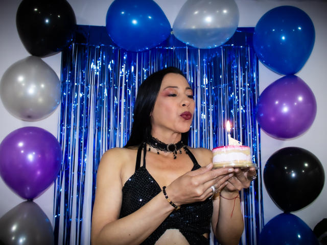 NoemiPrettiest - Camera khiêu dâm &amp; quyến rũ trực tiếp - 22611213