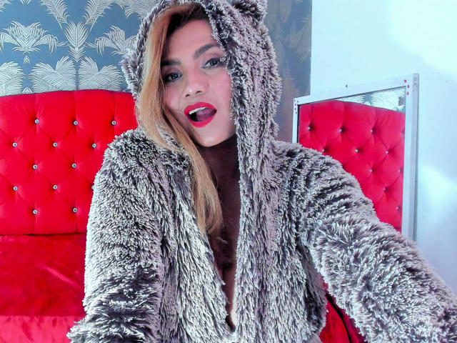 LaraHotXMilf - פורנו בשידור חי ומצלמת סקס - 22611245