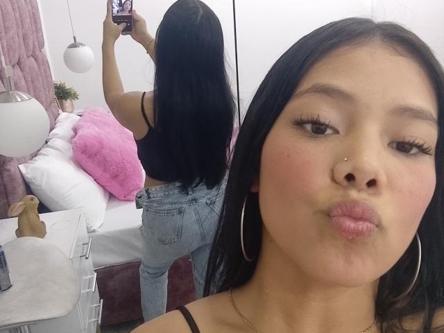 SalmaVitori - Camera khiêu dâm &amp; quyến rũ trực tiếp - 22611581