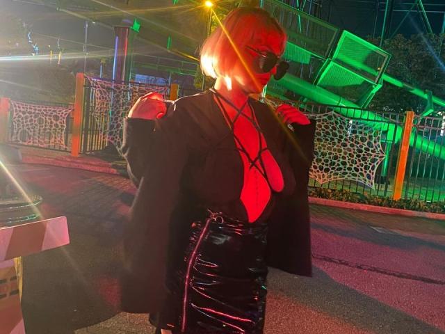 CocoVolkova - Live porn &amp; sex cam - 22612669