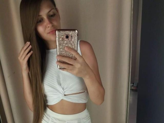 ElsaFontain - Live porn &amp; sex cam - 22617341