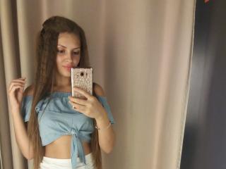 ElsaFontain - Live porn &amp; sex cam - 22617357