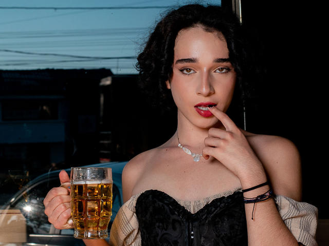 Felveliar - сексуальная веб-камера в реальном времени - 22618677