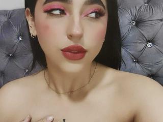 EmilyHunny - Live porn &amp; sex cam - 22621245