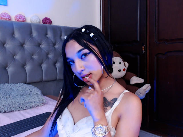 SophiaBella - Live sexe cam - 22621433