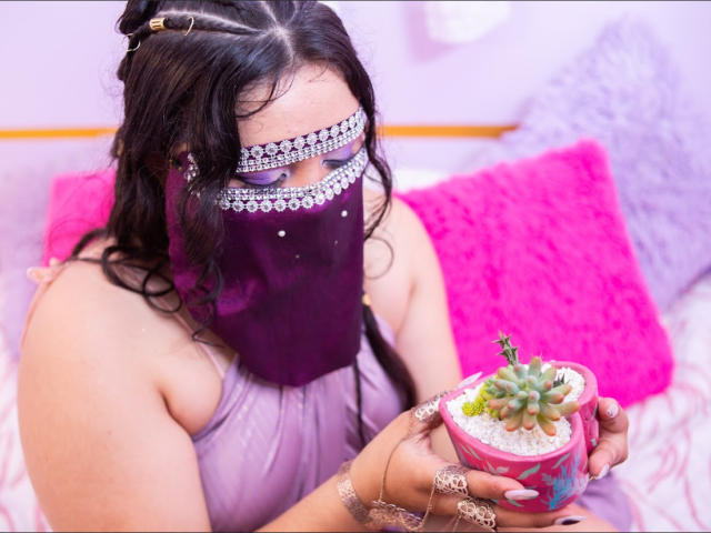 AishaGhulam - сексуальная веб-камера в реальном времени - 22624121