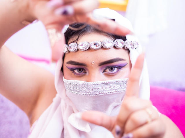 AishaGhulam - Live porn &amp; sex cam - 22624129