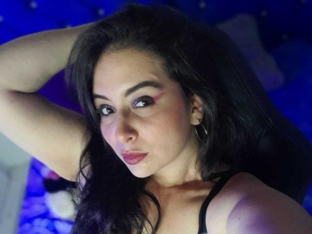 FalyetteRussell69 - Live sex cam - 22626781