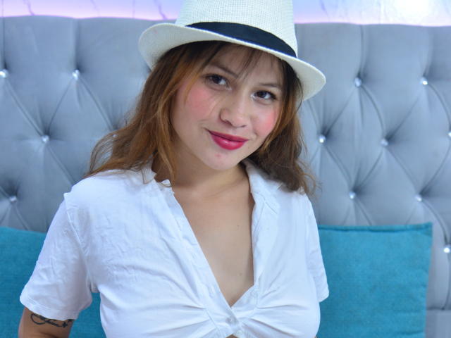 ValeryHoldam - Live porn &amp; sex cam - 22627657