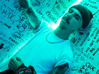 AaronBigDickX - Sexe cam en vivo - 22629193