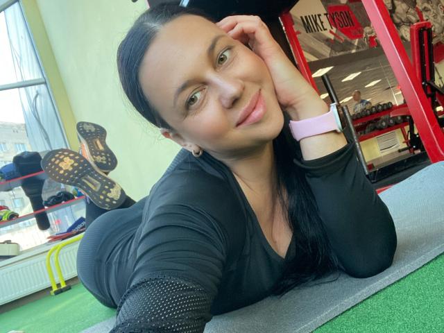 FinessiaLovely - Live porn &amp; sex cam - 22630801