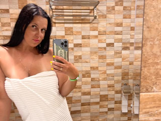 FinessiaLovely - Camera khiêu dâm &amp; quyến rũ trực tiếp - 22630829