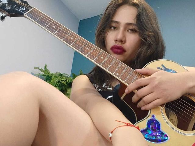 LillyJones - Live porno og sexkamera - 22632549