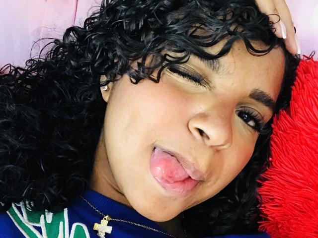 LisaMendez - Live porn &amp; sex cam - 22632805