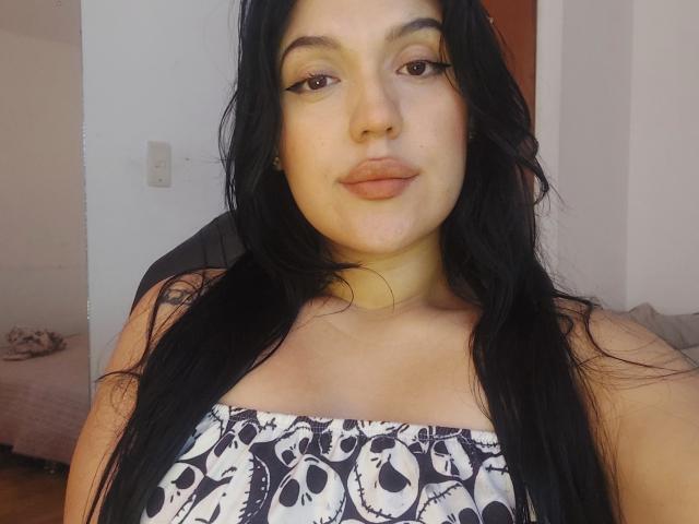 LauraRichis - Live sex cam - 22634149