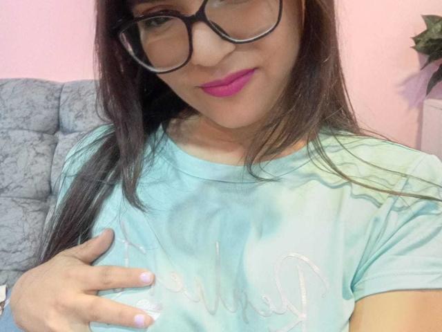 YennyToamson - Live porn &amp; sex cam - 22638161