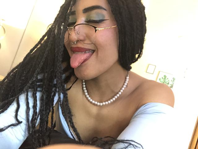 MichellDiaz - Live sex cam - 22638569