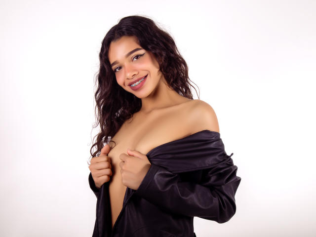 BritneyCollins - Live porno og sexkamera - 22641721