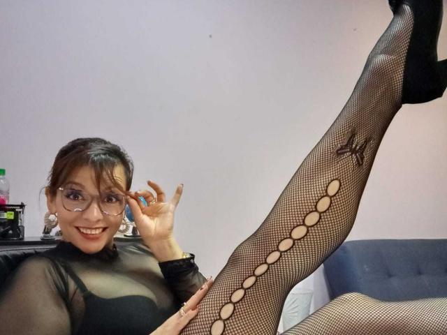 MilenaHott69 - Live sex cam - 22642357