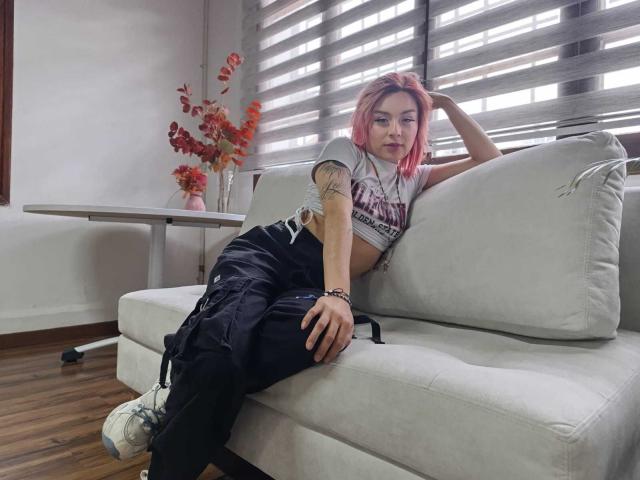 KaylahStendhal - Sexe cam en vivo - 22644425