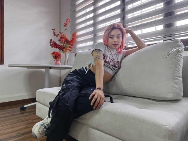 KaylahStendhal - Live porn &amp; sex cam - 22644437