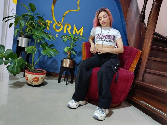 KaylahStendhal - Live porn &amp; sex cam - 22644449