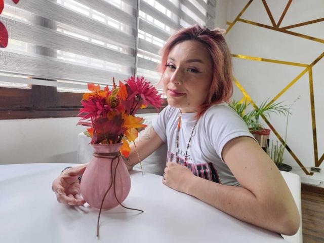 KaylahStendhal - Camera khiêu dâm &amp; quyến rũ trực tiếp - 22644469