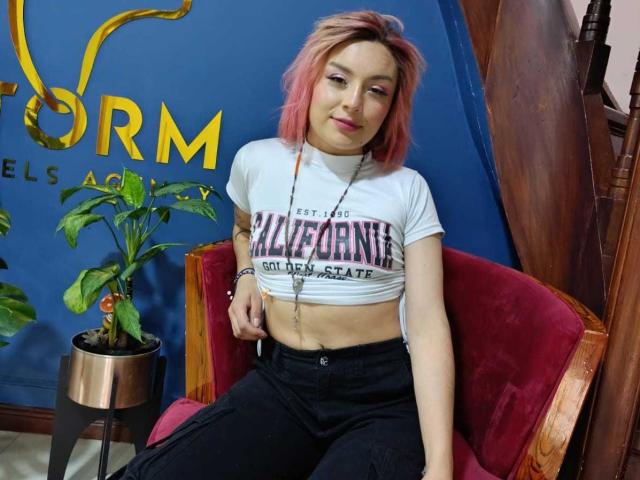 KaylahStendhal - Live porn &amp; sex cam - 22644541