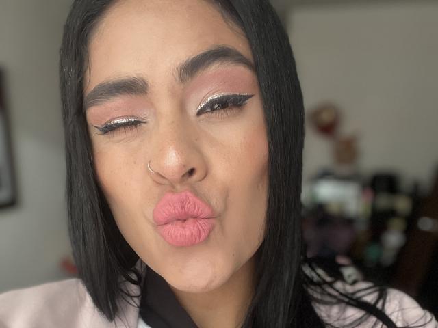 StellaBeckker - פורנו בשידור חי ומצלמת סקס - 22649761