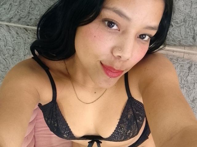 SalmaVitori - Live porn &amp; sex cam - 22650405