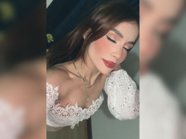 CandieSalas - Live porn &amp; sex cam - 22651205