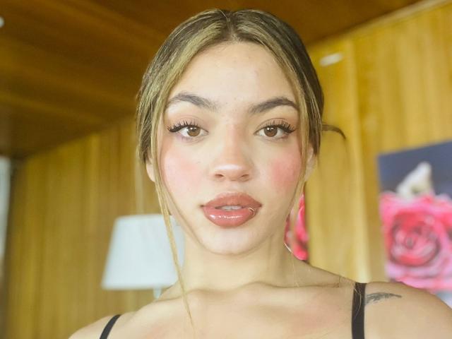 IvyCoxGlad - Porno na żywo i seks kamera - 22652413