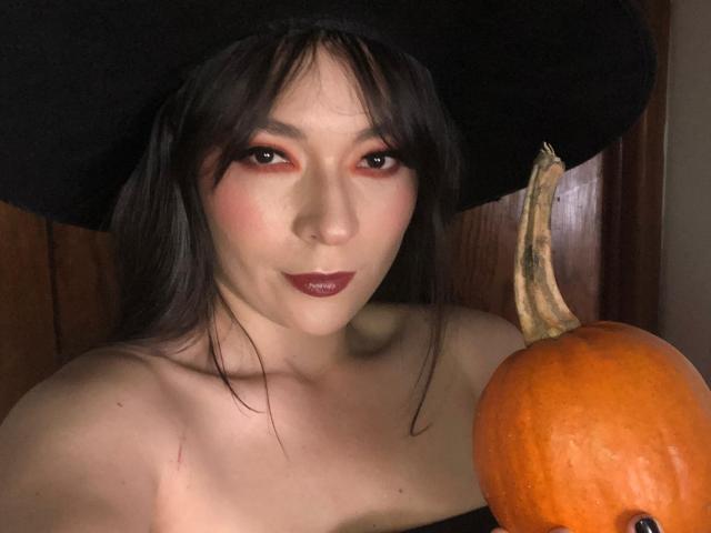 TaniaSanders - Live porn &amp; sex cam - 22654625