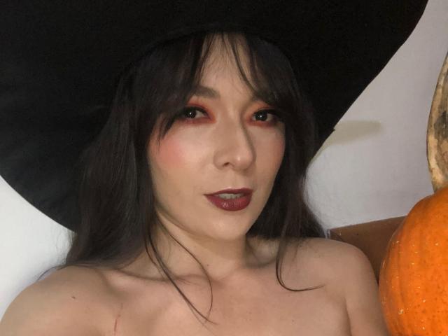 TaniaSanders - Live porn &amp; sex cam - 22654637