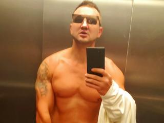 DestinyChris - Live porn &amp; sex cam - 22655957