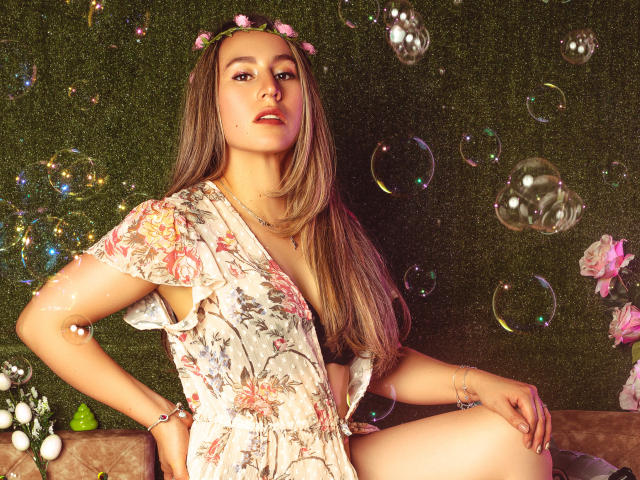 AliceDussan - Live porn &amp; sex cam - 22657021